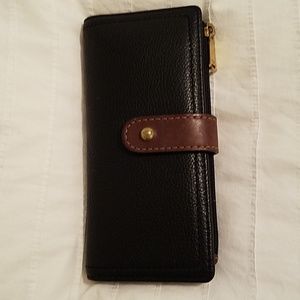 Fossil- Taylor tab clutch, wallet